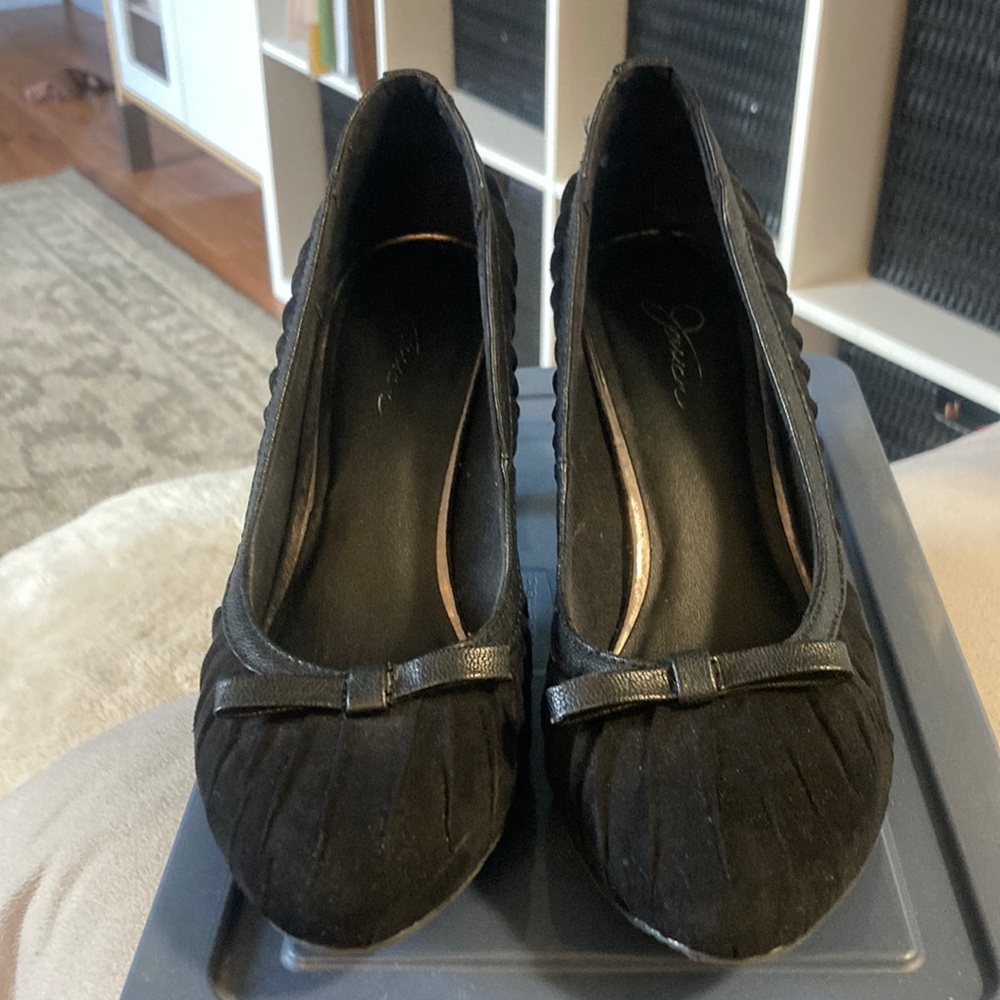 Jessica black velvet feel heels